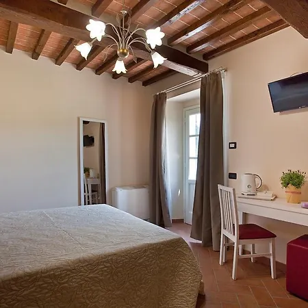 Tenuta San Giovanni Апарт-готель 2*
