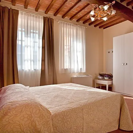 Tenuta San Giovanni Апарт-готель Лукка